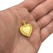 Hart Ashanger Versierd Goud